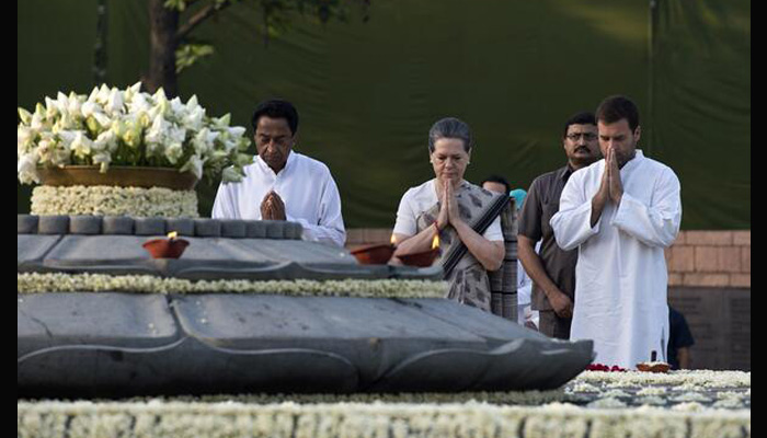 Rahul Gandhi pays homage to Rajiv Gandhi at Veer Bhoomi