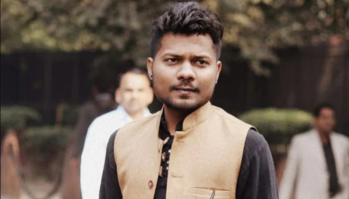 SC grants bail to journalist Prashant, says right to liberty non-negotiable