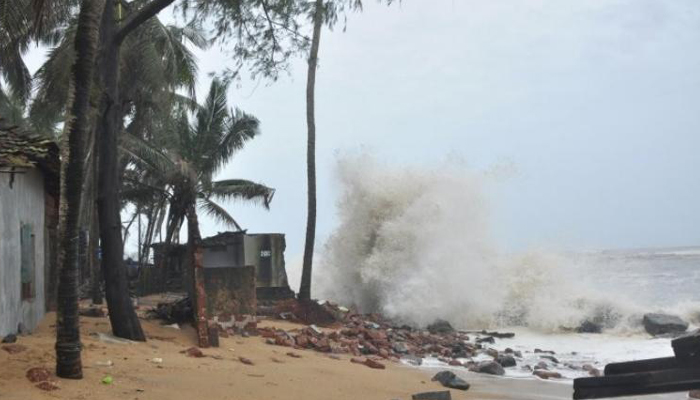 Guj evacuates people from coastal areas as cyclone Vayu inches closer