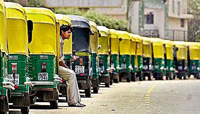 Illegal autos to be lifted, flouting traffic rules to cost dearly: Noida admin