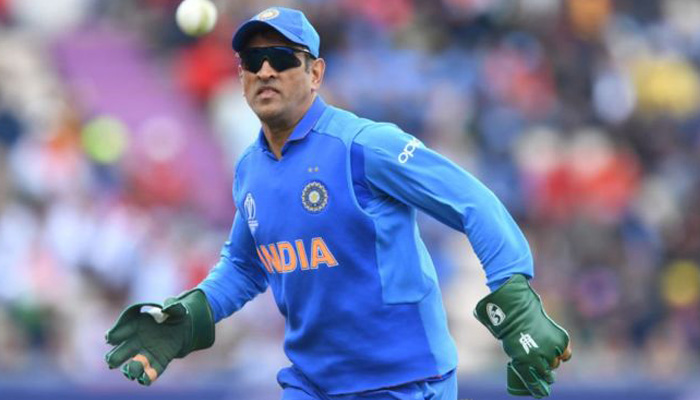 Nothing to do with controversy over Dhonis gloves: Indian Army