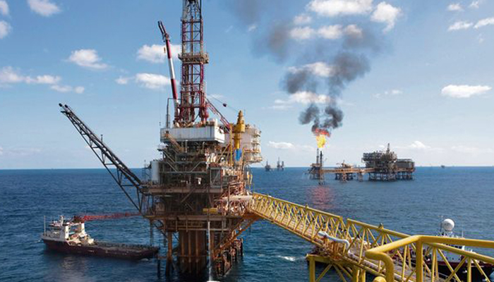 Mideast economies take massive hit with oil price crash