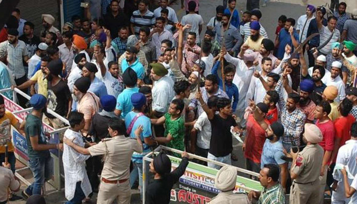Tension in Ludhiana after Shiv Sena workers, Sikh activists confront each other