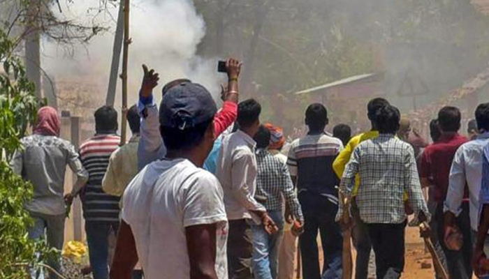 Violence continues in West Bengal, two killed in North 24 Parganas