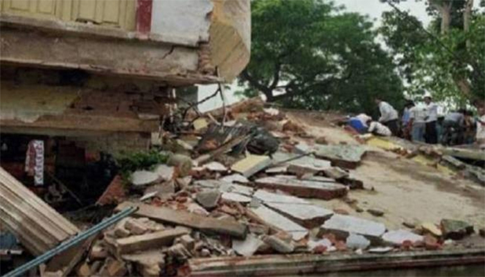 Himachal Pradesh Solan Guest House Building Falls 35 Army Soldiers Stuck Debris Himachal Pradesh Solan Guest House Building Falls 35 Army Soldiers Stuck Debris