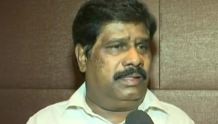 Ktaka min, Independent MLA Nagesh resigns, withdraws support to govt