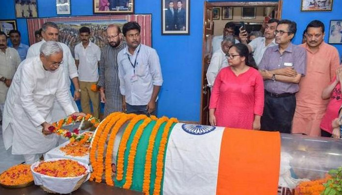 Guns fail to boom during cremation of former Bihar CM Jagannath Mishra