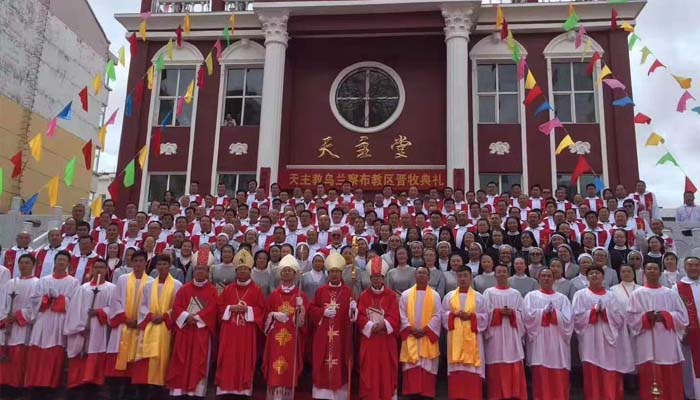 First bishop ordained in China under Vatican agreement