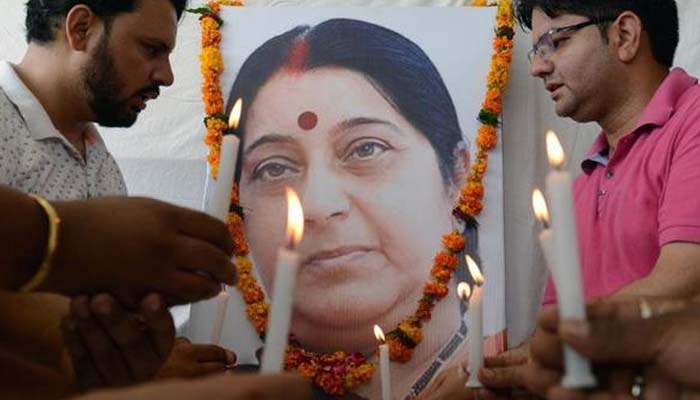 #RIPSushmaji: Last rites of Swaraj performed with full state honours