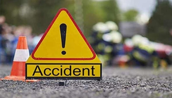 Two youth killed after being hit by truck in UPs Hamirpur