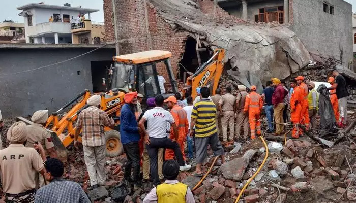 Factory blast: Register case against erring officials, Bajwa to Punjab govt