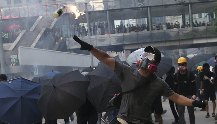 Intense Hong Kong clashes ahead of Chinas 70th anniversary