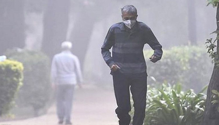 Farm fires push Delhi-NCRs pollution to severe category