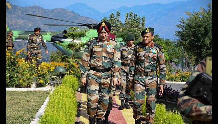 Northern Army commander reviews situation along LoC in J-Ks Rajouri