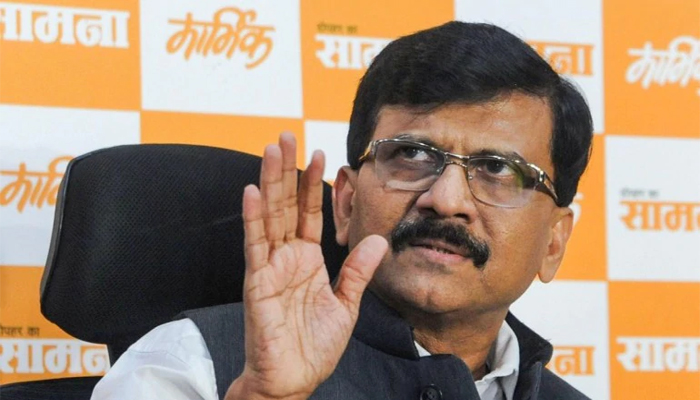 Fadnavis haste to come to power sank BJP in Maharashtra: Raut