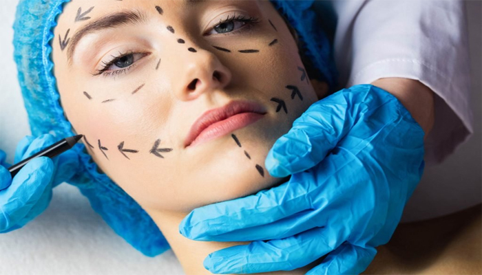 Plastic surgery: Myths and Facts one should definitely know
