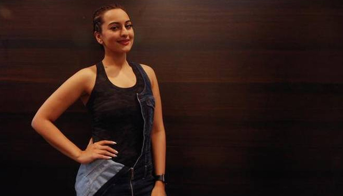 Know why Dabangg actress, Sonakshi feels like a misfit in Btown!