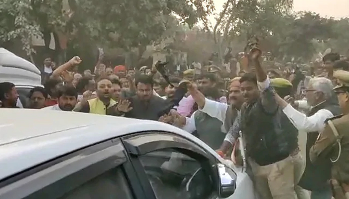 Protesters barrack BJP ministers; MP at Unnao rape victims village