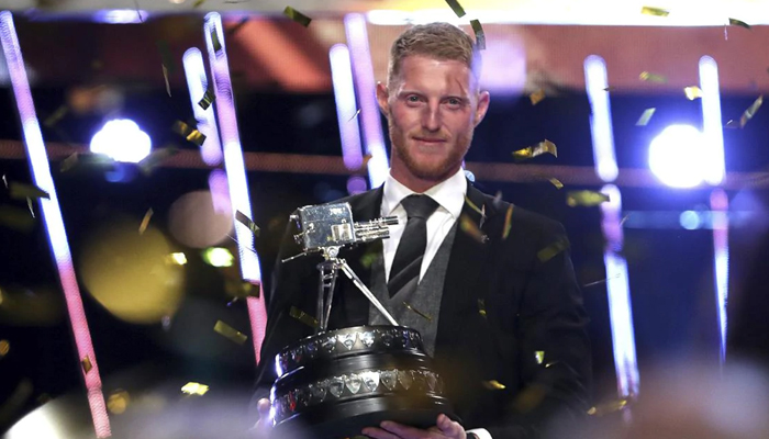 Stokes takes BBCs Sports Personality of the Year award