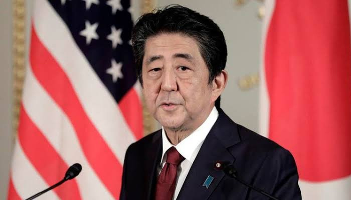 Japans Abe discusses Iran, NKorea in call with Trump: report