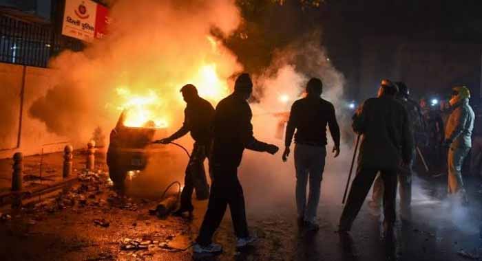 Court grants bail to 15 arrested in connection with Daryaganj violence