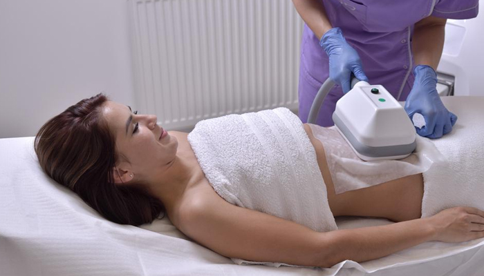 Fat freezing treatment: No more bulging belly, just perfect toned figure!!
