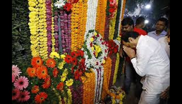 Ajit Pawar pays tributes at Koregaon Bhima war memorial