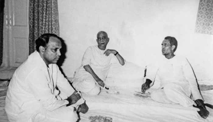 Pawar lauds Chandra Shekhars support to his 1978 Maha govt