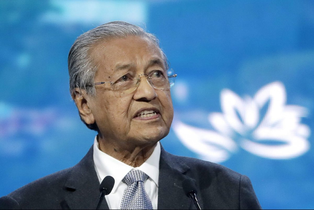 Malaysia’s PM Mahathir Mohamad offers resignation to the King