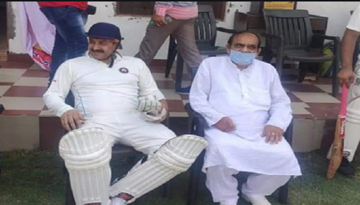 Lockdown 4.0: Manoj Tiwari goes to Haryana to play cricket, AAP blasts him