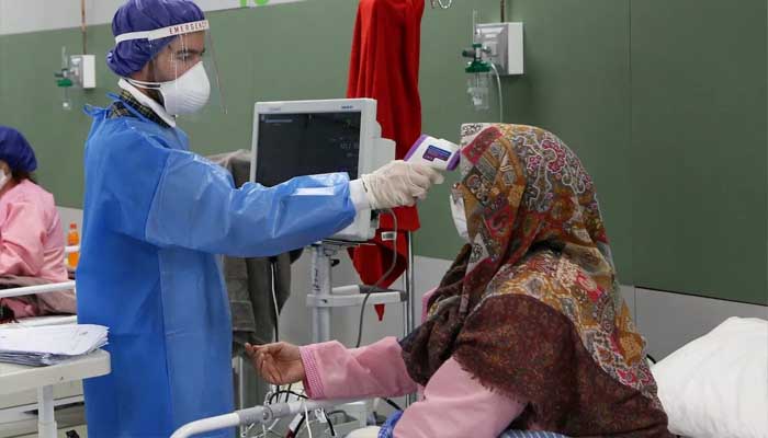 Bangladeshi group sends card and baskets to Corona patients