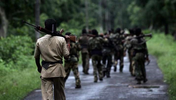 Two cops killed in encounter with Naxals