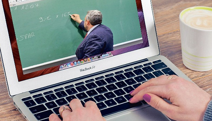 Online classes throw bigger challenges for students: Experts