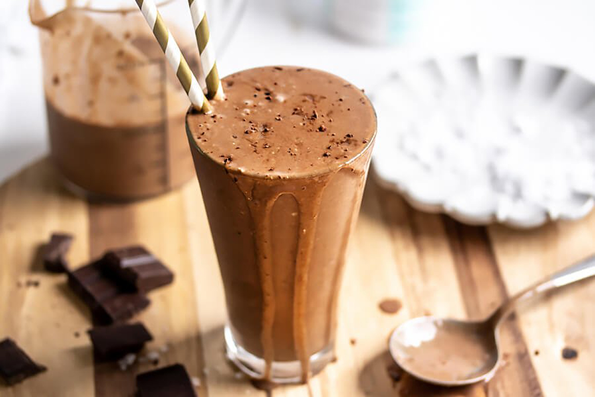 Summer Break: Beat The Heat With This Healthy Chocolate Shake