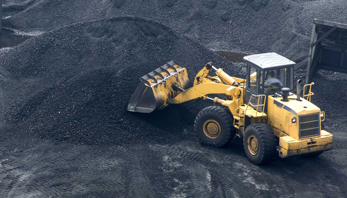 Maharashtra CM inaugurates coal mine near Nagpur