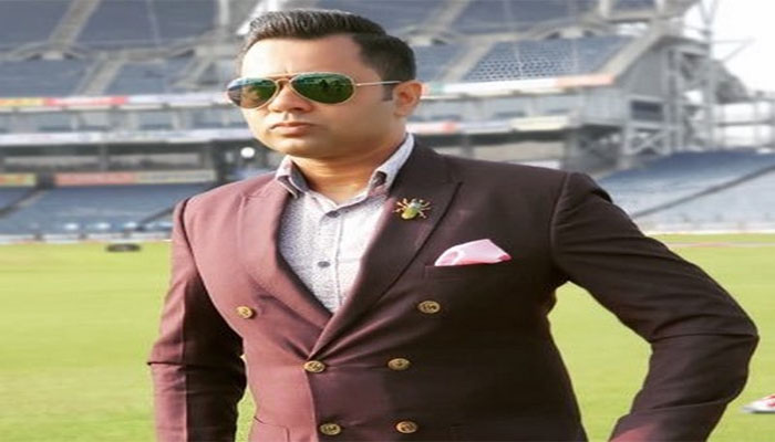 Dhoni isnt a fan of DRS while Kohli is opposite: Aakash Chopra