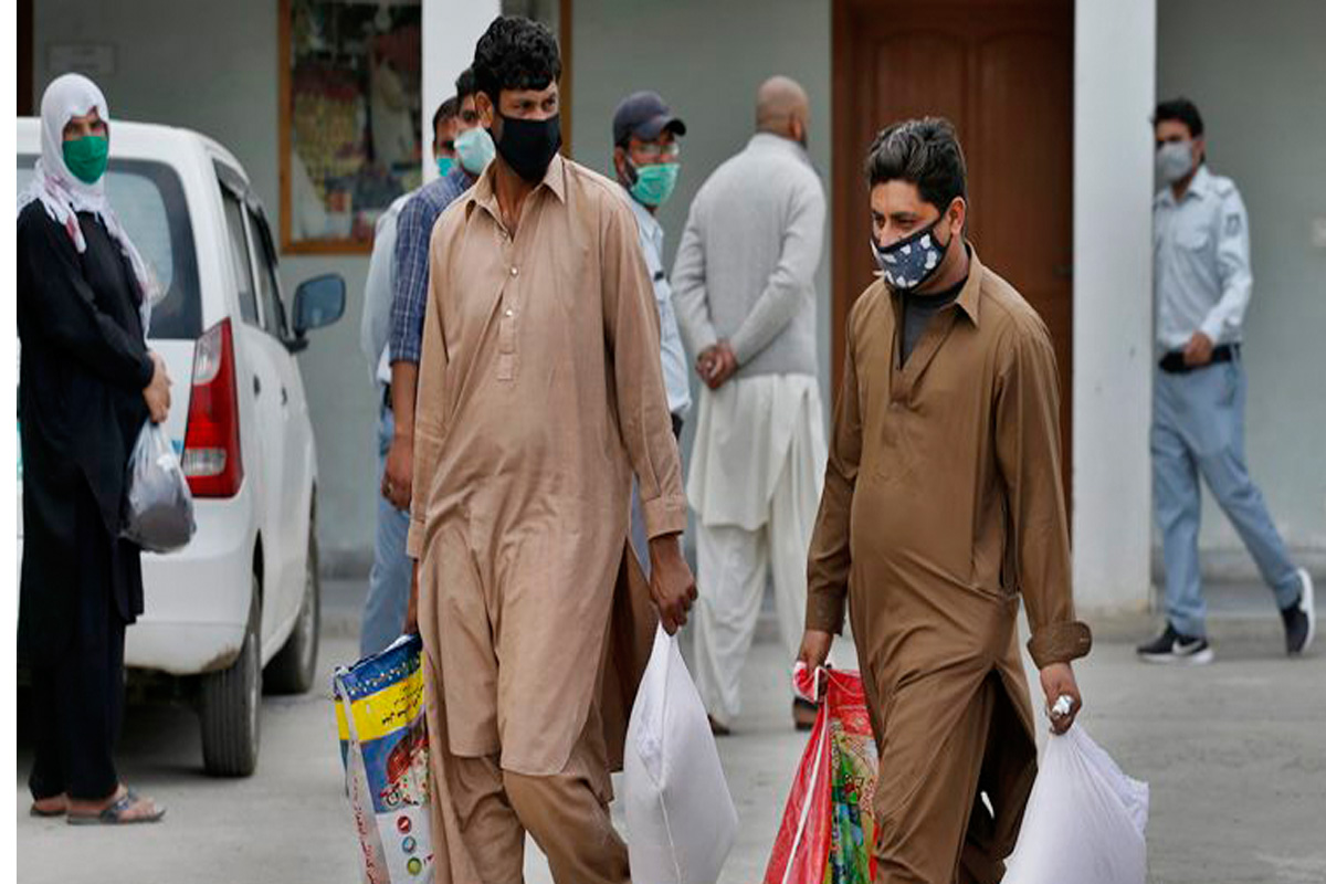 Pakistan reports 3,138 new coronavirus cases; deaths cross 4,000