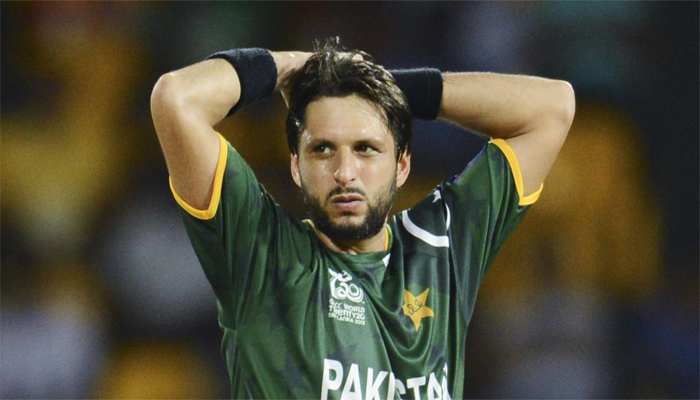 Former Pak Cricketer Shahid Afridi tests positive for COVID-19