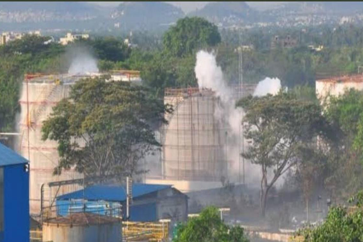 Gas leak in Visakhapatnam Pharma Factory, two workers die