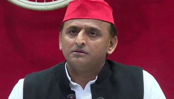 Akhilesh Yadav stopped from joining farmer protest, riot police outside house