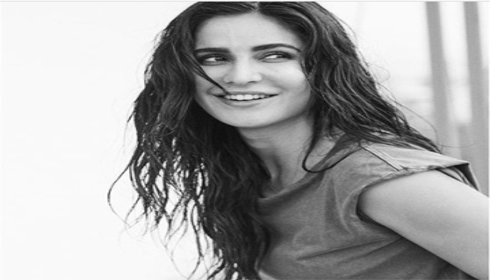 Katrina Kaif Nails Black & White Pic Challenge With Her Mesmerising Smile