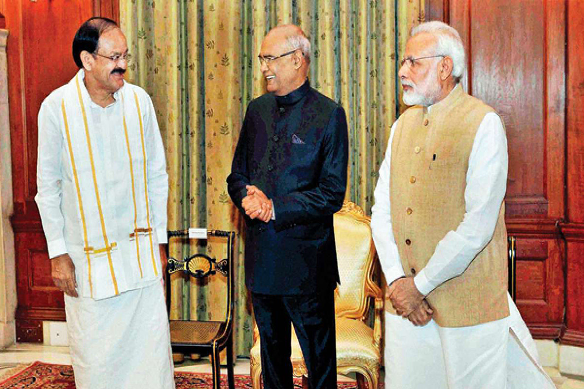 President Kovind, PM Modi & others greet VP Venkaiah Naidu on his bday