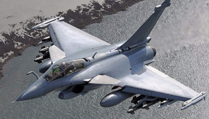 First tranche of the 5 Rafale Fighter Jets enter the Indian Airspace
