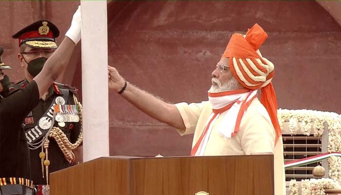 Independence Day: PM Modi hoists National Flag at Red Fort