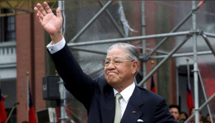 Taiwanese pay respects to former President Lee Teng-hui