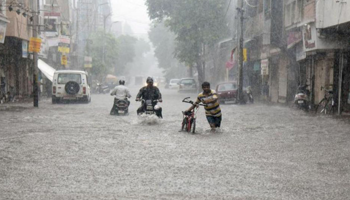 Heavy Rainfall in all-over India; Red alert for 48 Hours