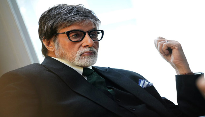 Amitabh Bachchan Plays guess the movie game on Twitter, Nails it