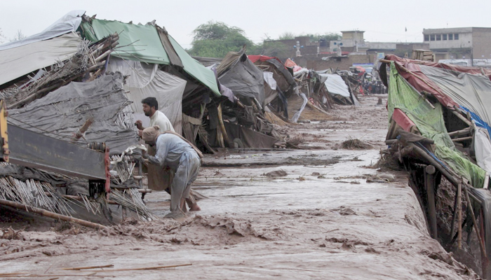 14 people killed in flash floods in northwest Pakistan