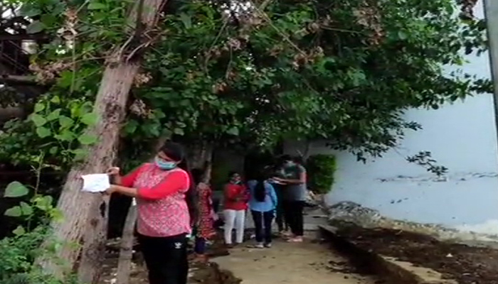 Students Raise Awareness About Environment By Tying Rakhi on Trees