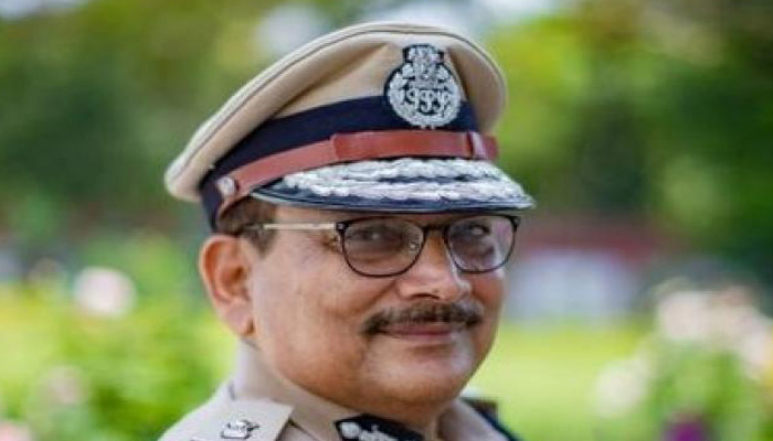 Bihar DGP Gupteshwar Pandey takes VRS; May contest for Election